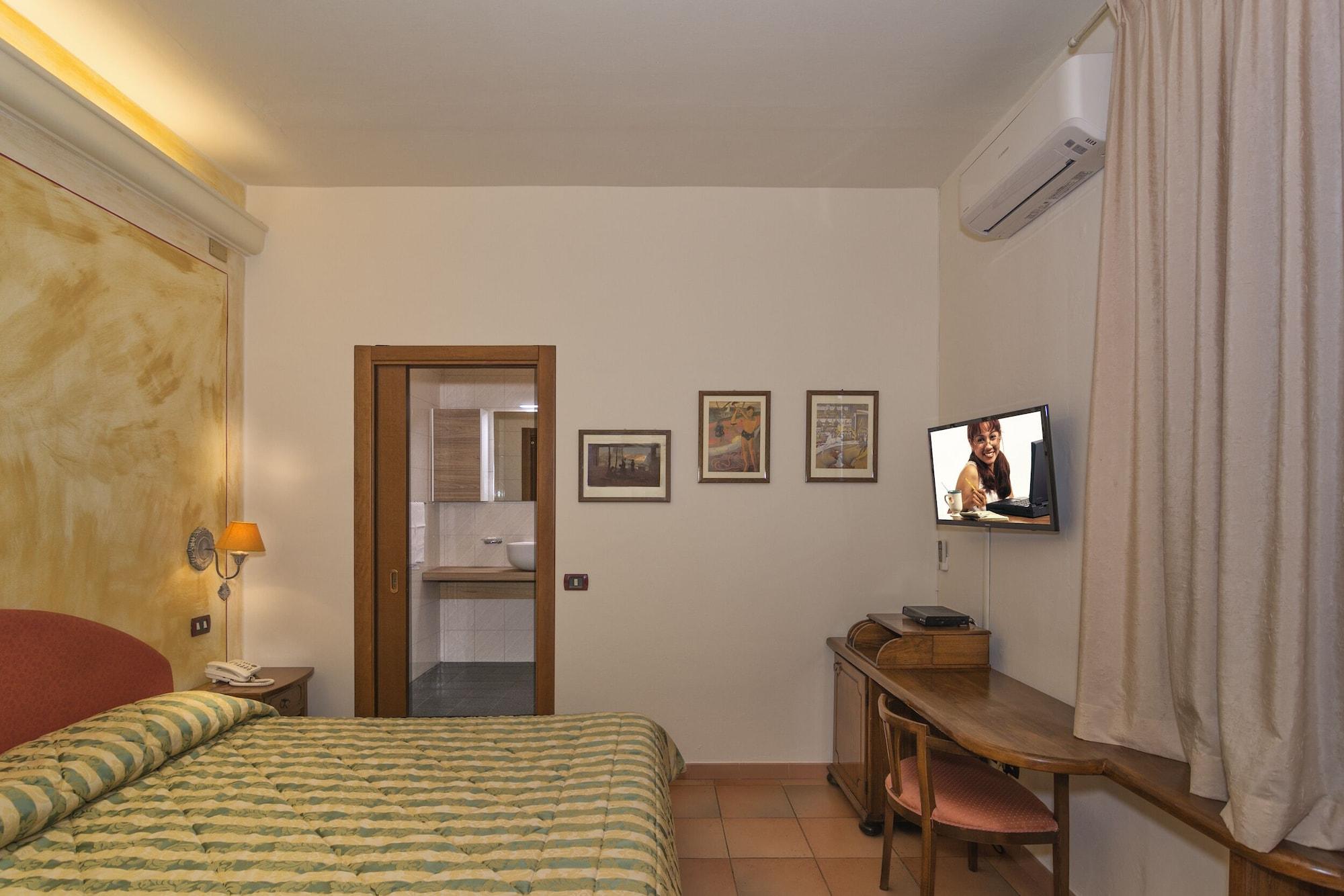 Hotel Ristorante Da Carlos Santa Maria Giudice エクステリア 写真