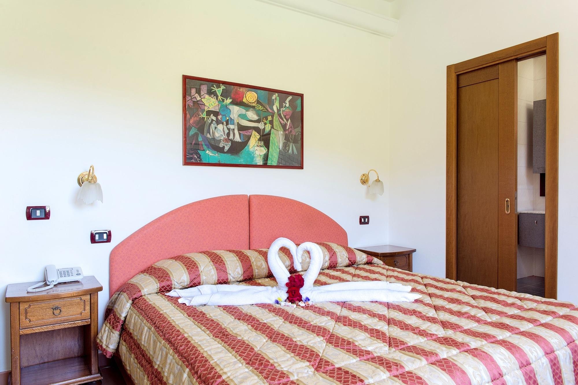 Hotel Ristorante Da Carlos Santa Maria Giudice エクステリア 写真