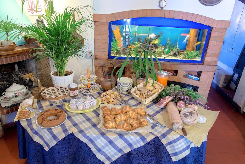 Hotel Ristorante Da Carlos Santa Maria Giudice エクステリア 写真